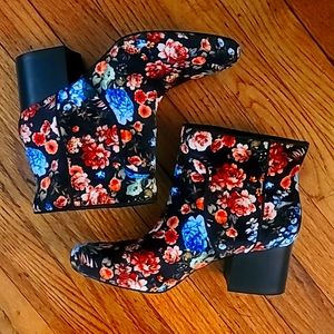 Aerosols Heelrest Floral Booties Black 8